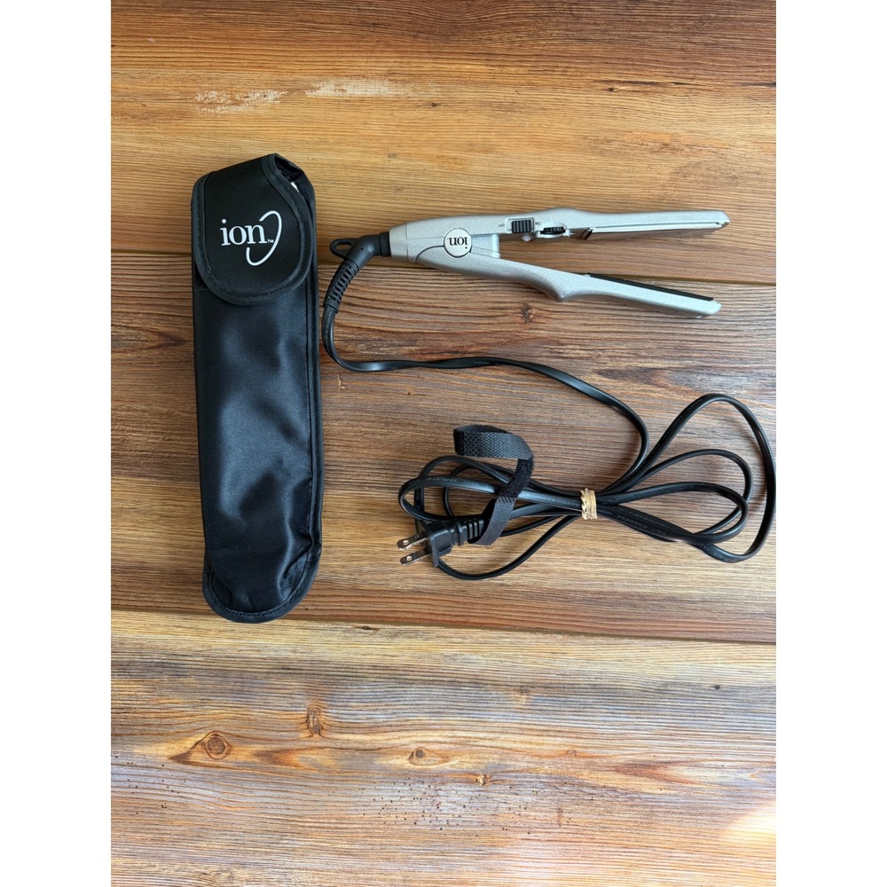 Ion Titanium Platinum Travel Flat Iron Hair Straightener Silver with Pouch